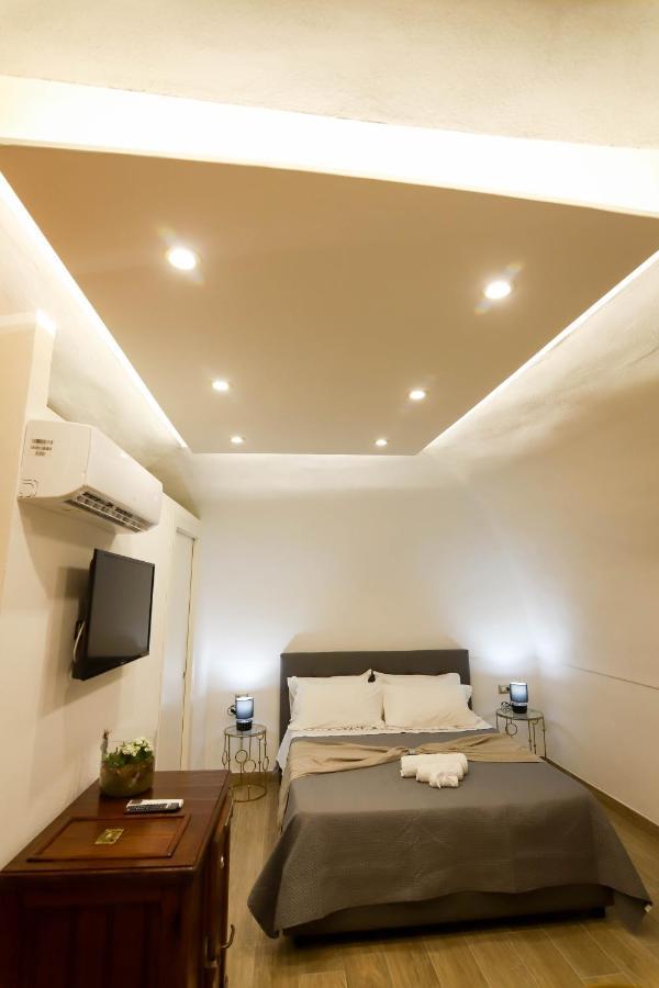 Bed and Breakfast Casa Diaz Napoli Esterno foto